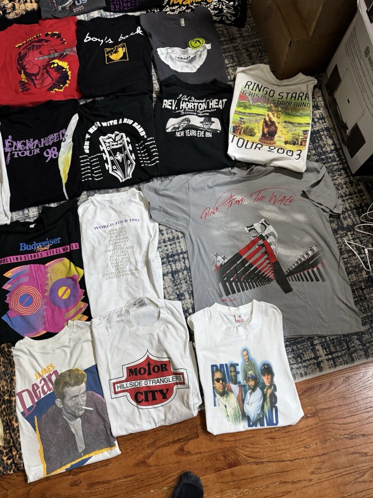 Vintage Band T Shirt Lot 29 Grunge Punk Rock Aphex Twin Rolling Stones Pearl Jam