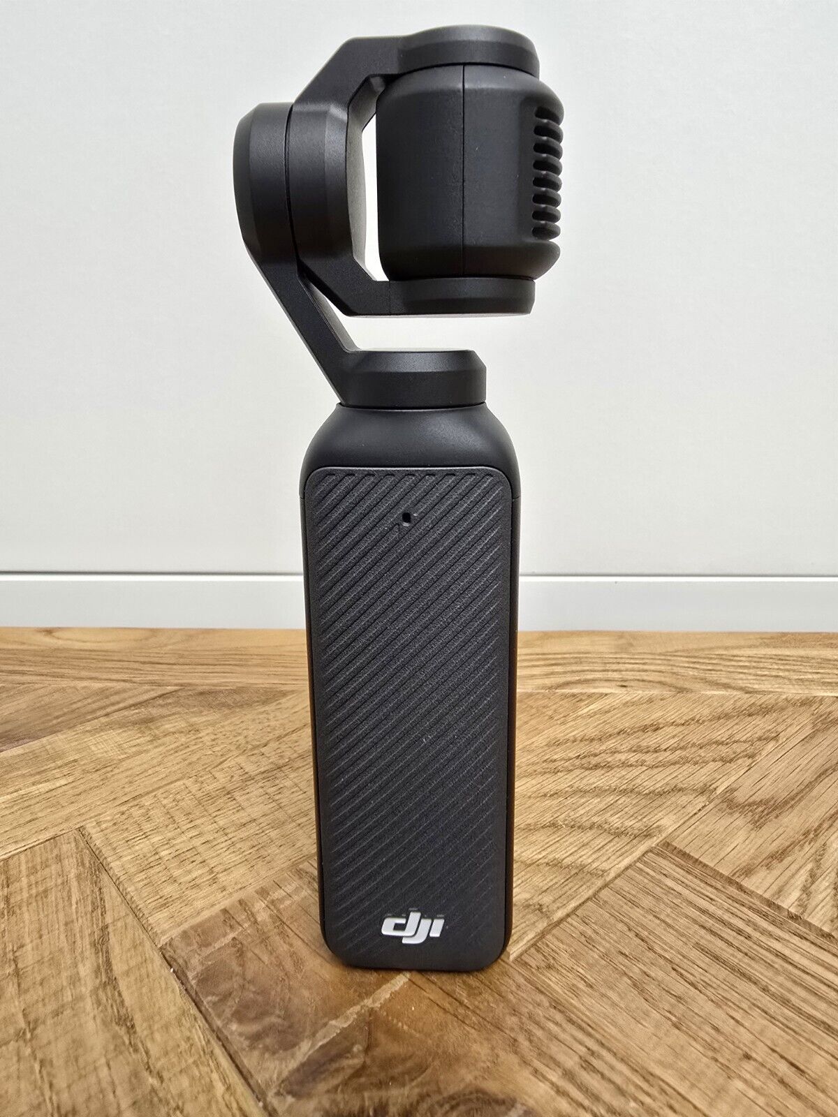 DJI Osmo Pocket 3 - 4K Gimbal Camera