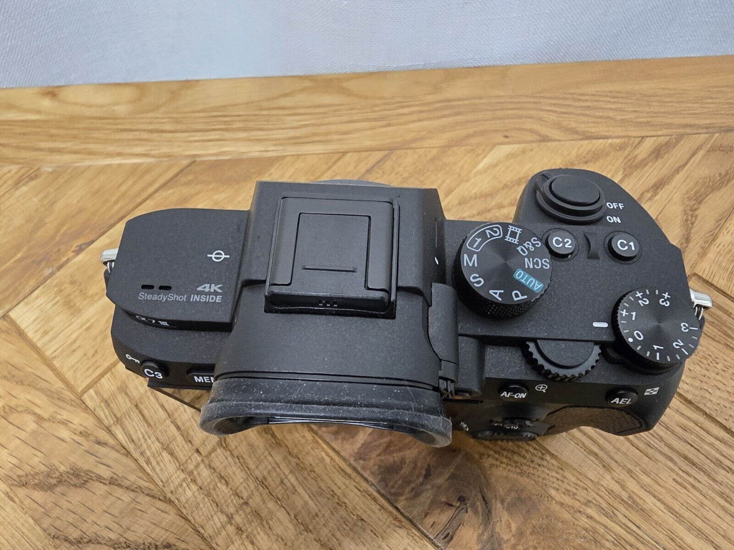 SONY A7 III Mirrorless Camera with 28-70mm f/3.5-5.6 Zoom Lens Shutter Count 633